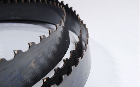 海南藏族撞击材料中的硬点，会给带锯条带来哪些损伤？