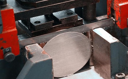 海南藏族影响双金属带锯条使用寿命的主要因素有哪些？